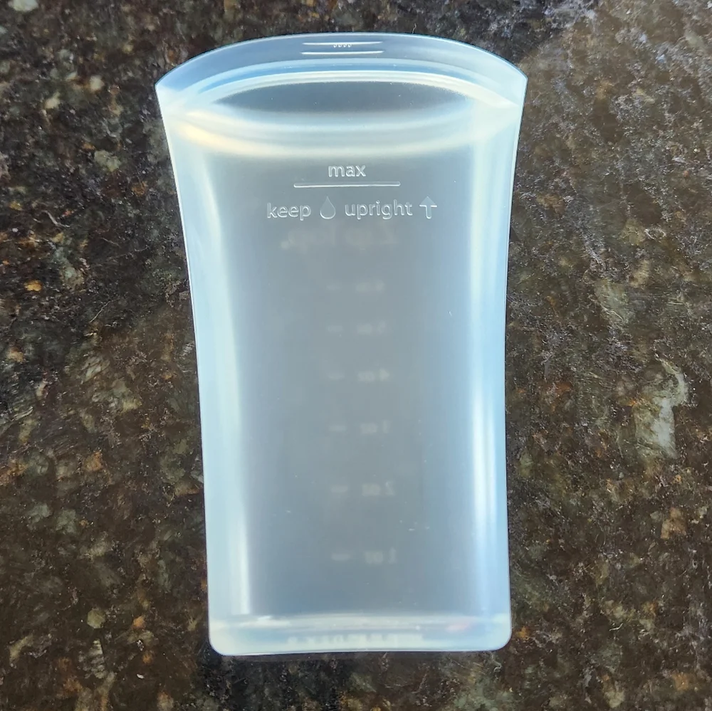 ZipTop Reusable Breastmilk Containers with Tray